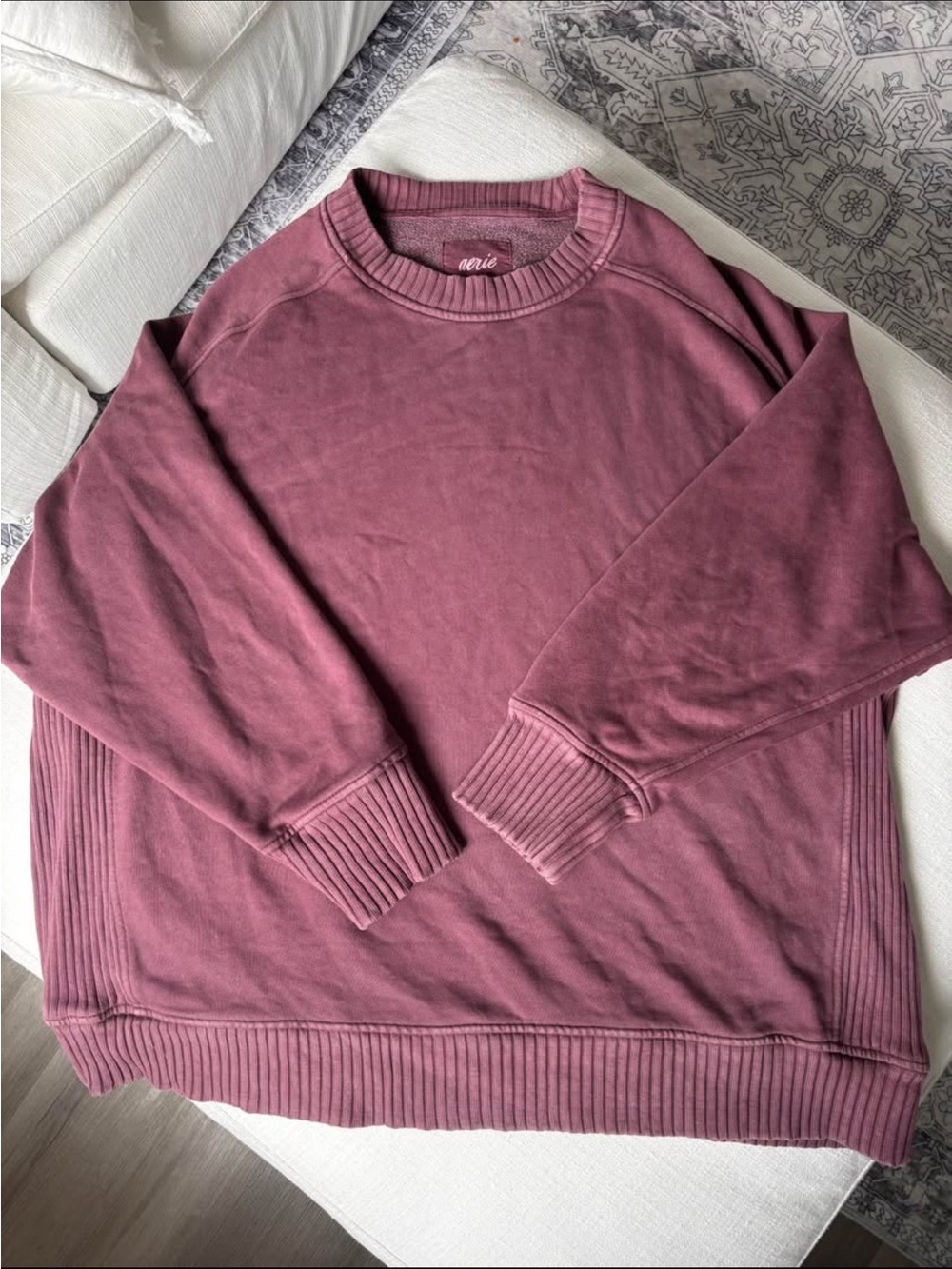 Aerie maroon sweatshirt